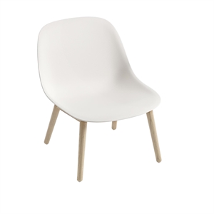 Muuto Fiber Sessel mit Holzgestell Weiß/ Eiche