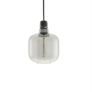 Normann Copenhagen Amp Pendelleuchte Klein Rauchfarbig/Schwarz
